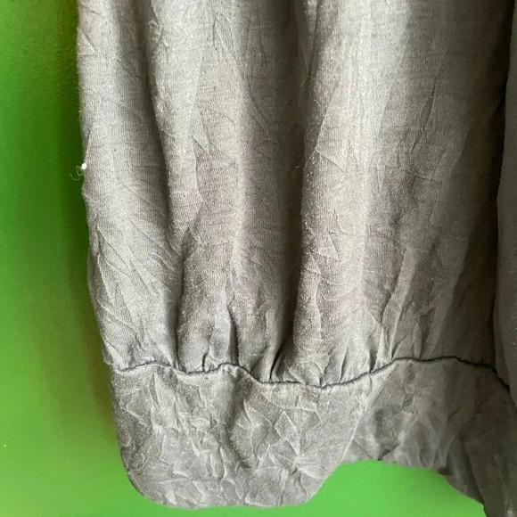 CLEARANCE Lane Bryant Plus Size 26/28 Permawrinkle Gray Tee Shirt Tshirt Top EUC - Picture 3 of 5